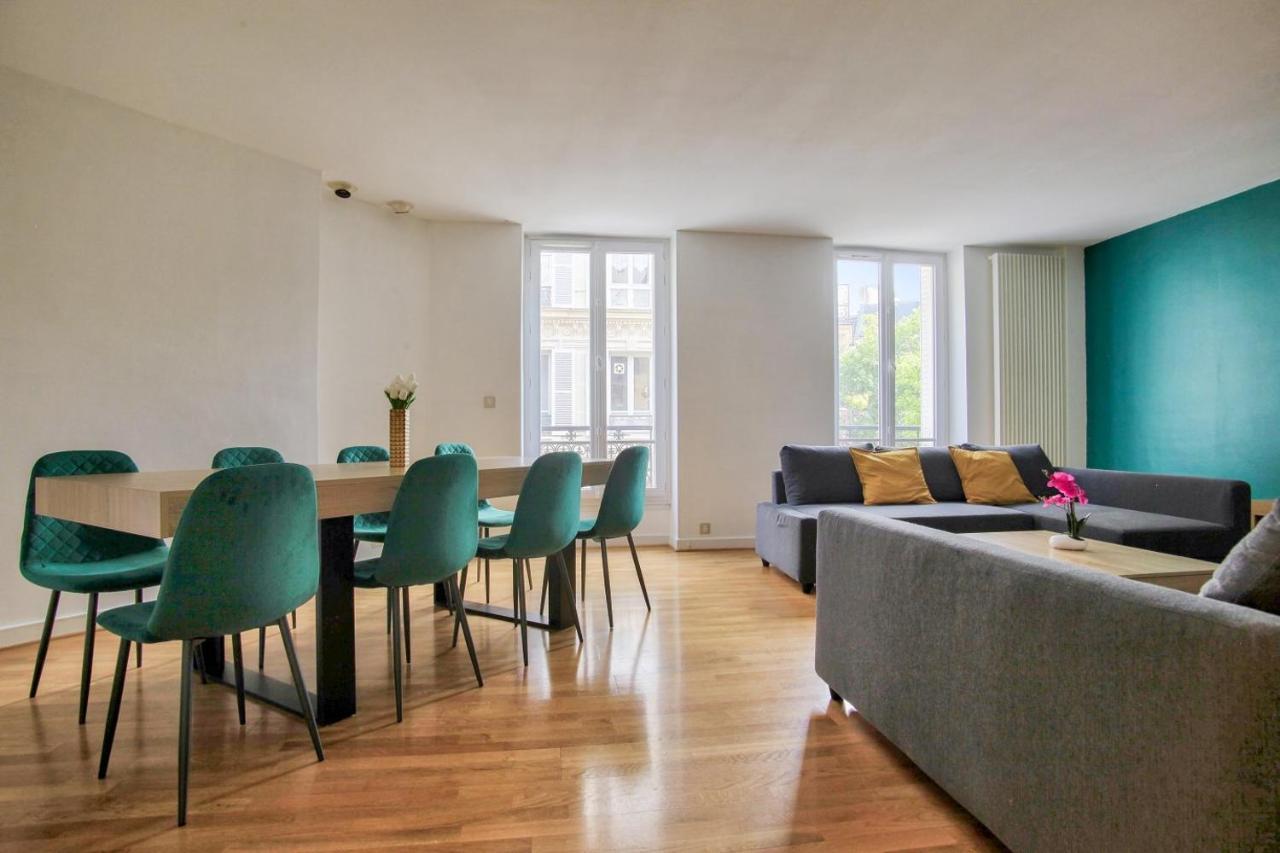 2 Bedrooms Tour Eiffel Breteuil Párizs Kültér fotó