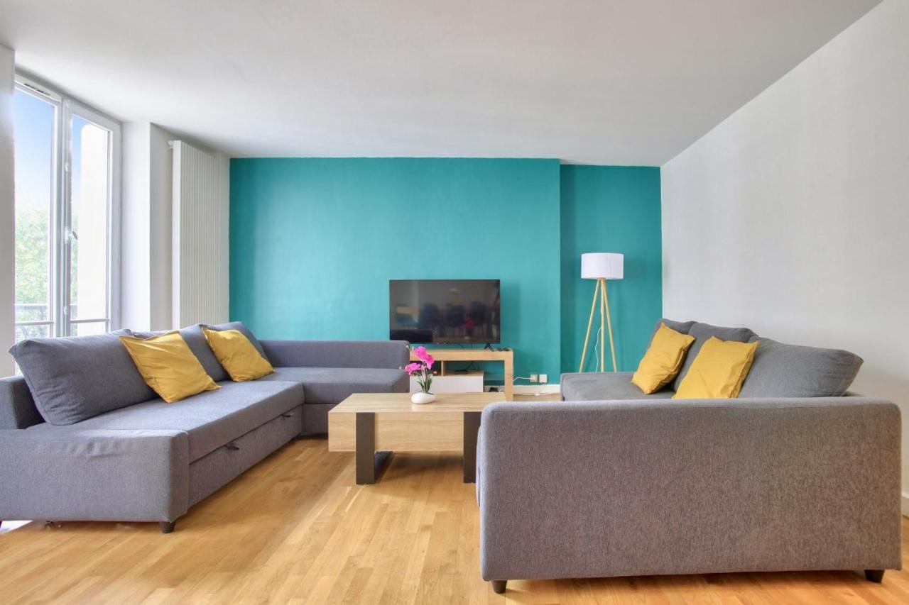 2 Bedrooms Tour Eiffel Breteuil Párizs Kültér fotó